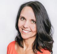 Jennifer Foote Headshot 300 x 300 300x300